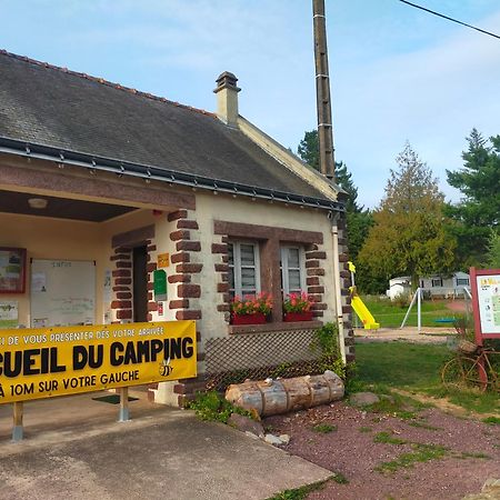 Camping Le Val Aux Fees - Broceliande Concoret Kültér fotó