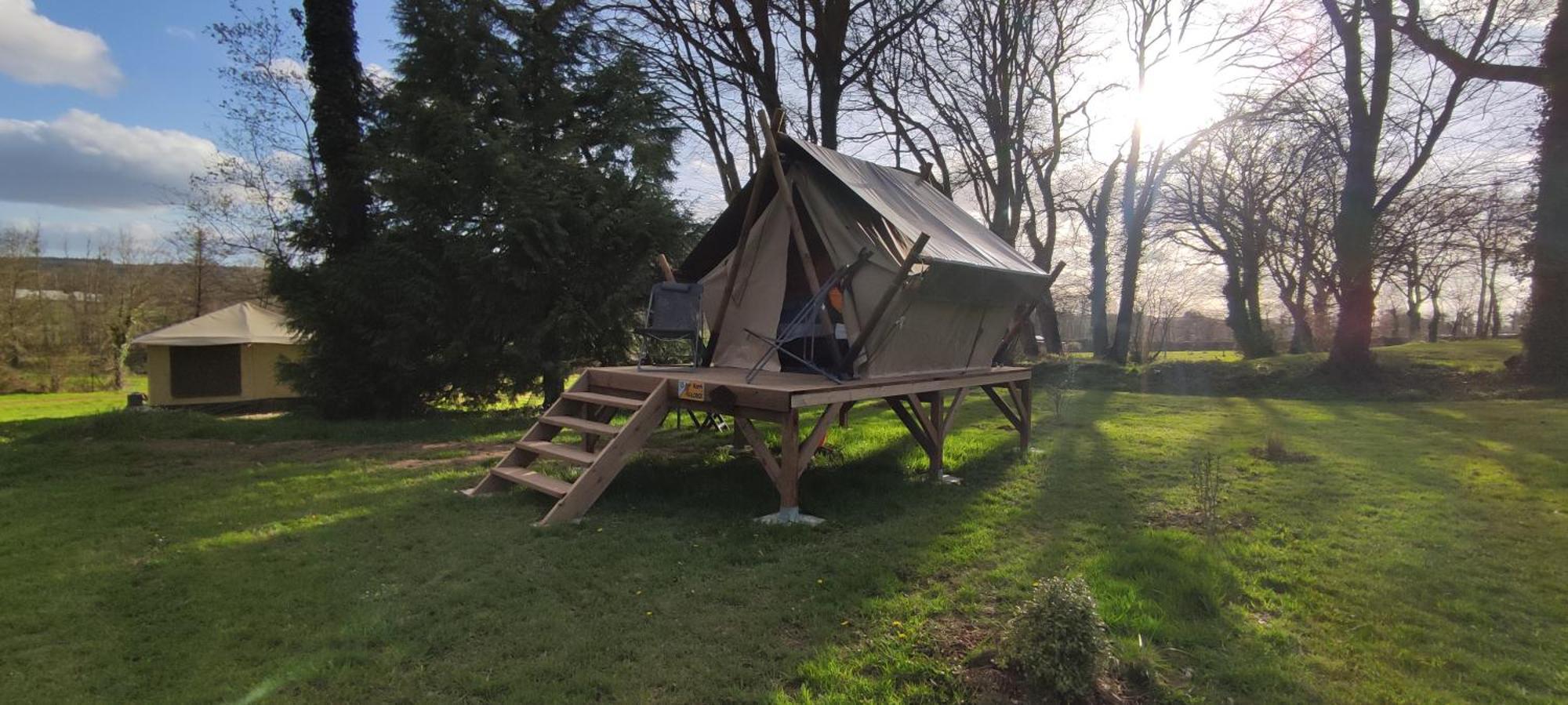 Camping Le Val Aux Fees - Broceliande Concoret Kültér fotó