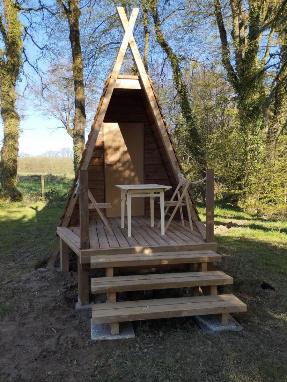 Camping Le Val Aux Fees - Broceliande Concoret Kültér fotó