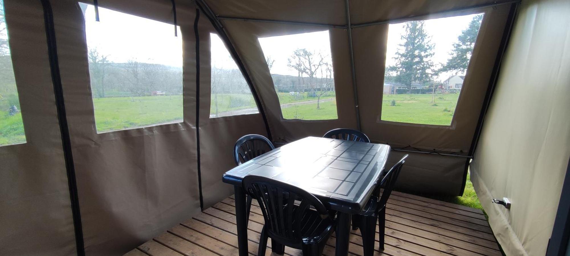 Camping Le Val Aux Fees - Broceliande Concoret Kültér fotó