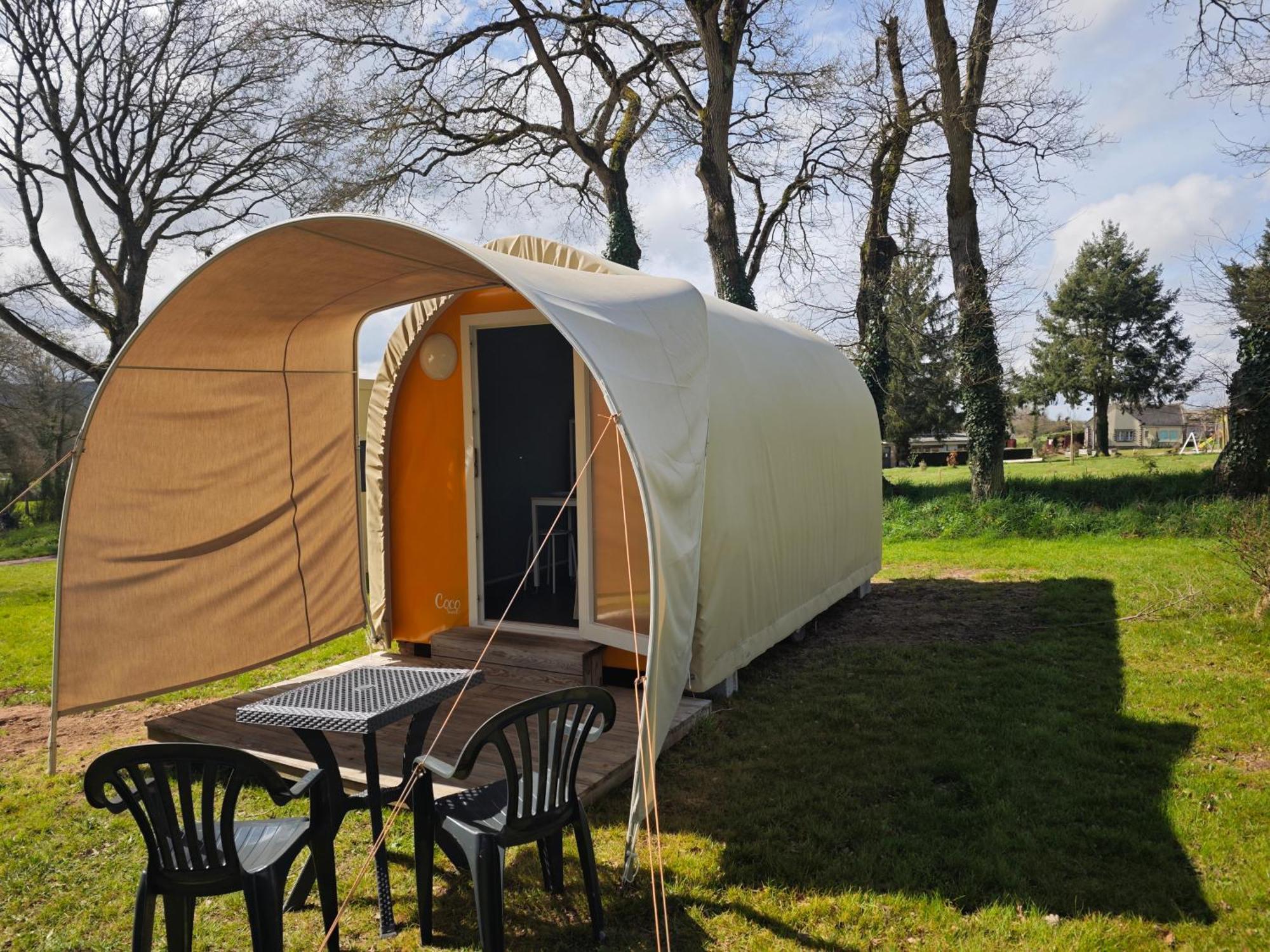 Camping Le Val Aux Fees - Broceliande Concoret Kültér fotó
